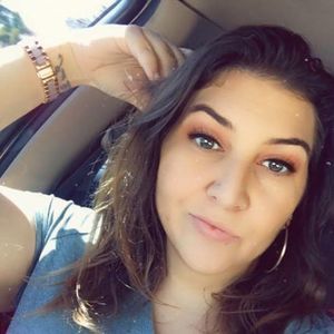 Meet your Posher, Candice